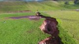 Giant sinkhole opens in New Zealand revealing 60,000-year-old volcanic deposit