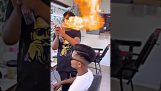 Wenn Ihr Friseur mit dem Feuer spielt
