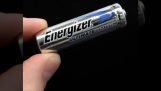 Hoe gevaarlijk is het lithium van een batterij?;