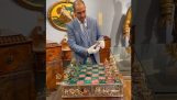Um tabuleiro de xadrez muito especial