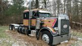Rescuing a 1977 Peterbilt 359 From Its Grave