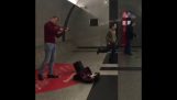 Modern Talking and dancing in the Moscow Metro