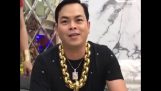 Gold Man, the Vietnamese billionaire addicted to gold, buys a gold hat
