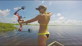 Bikini pesca con l'arco in Central Florida