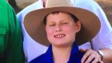 Kid jídla dvě mouchy žijí v televizi (Austrálie)