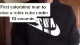 Color blind person solves a Rubik cube in less than 10 seconds