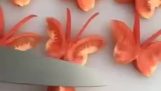 A fancy way to cut tomatoes