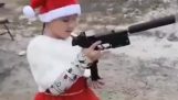 Még a kicsi texasi gyerekek is tudják, hogyan kell fegyvereket használni és pontosan lőni
