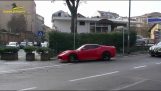 Ferrari falsa apreendida pela polícia (Itália)