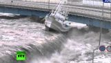 Novo vídeo do tsunami no Japão
