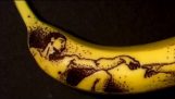 Τατουάζ σε μπανάνες