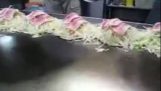 Okonomiyaki: Ένα λαχταριστό γεύμα από την Ιαπωνία