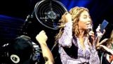 Beyonce ostade bez kose ventilator mešanje
