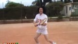 Rémi Gaillard: Tennis klumpa ihop sig