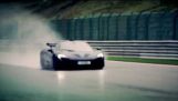 The Top Gear tests the new McLaren P1