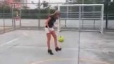 Fodbold med høj hæl