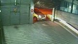 Garaż, który nienawidzi samochody