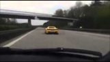 Audi S3 vs Ferrari 458 Olaszország