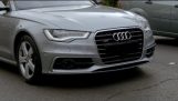 Guida automatica di Audi nel traffico marmellate