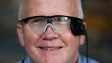 Bionic eye gjenoppretter begrenset visjon til en helt blind mann