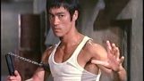 Bruce Lee – Nunchaku