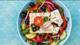 Como fazer salada grega tradicional