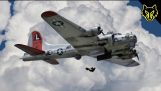 Wingsuits Out bomba Bay Doors de B-17 Flying Fortress