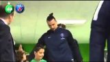 Zlatan Ibrahimovic arka çocuk ileri atılır