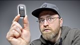 Unboxing più piccolo telefono del mondo