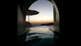 Egy álmodozó medence Santorini