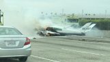 Légikatasztrófa az autópályán