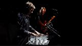 David Gilmour z Pink Floyd požiada putovnej hudobník zahrať si s ním v zhode