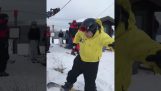 Quand vous allez la première fois avec vos amis pour le snowboard