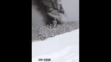 일본의 스키 리조트에서 화산 폭발