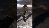 meșterii ruși de arte marțiale întrerupt de soția sa