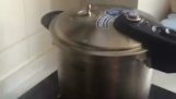 圧力鍋で卵を沸騰する方法