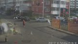 Explosie van gas tank in een auto (Rusland)