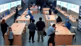 Κλοπή 30 δευτερολέπτων σε κατάστημα της Apple