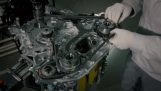 Η συναρμολόγηση ενός κινητήρα για το Nissan GT-R