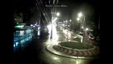 Spectacular car jump in roundabout