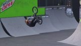 Imponerende stunts med BMX