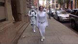 The Leia princess for 10 hours in the streets of N. York