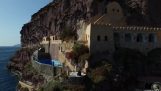 Santorini'de bir dron ile binmek