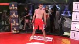 MMA-Athlet spielt hart, kommt Knockout in 9 Sekunden