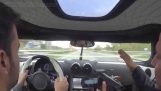 340 km / h s Koenigsegg Ager R na diaľnici