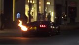 Lamborghini v plamenech
