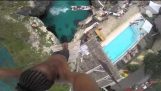 Cliff Diving a Cafe su Rick's, Negril, Giamaica
