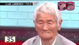 Esta Japansese el abuelo es el participante más fuerte en “Trate de no reír” Concurso de mueca