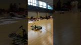Roboten som spiller badminton