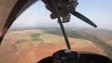 Υπερελαφρό αεροσκάφος κάνει αναγκαστική προσγείωση σε χωράφι